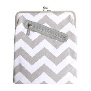 Kailo Chic Gray Chevron iPad Tablet Sleeve NWOT